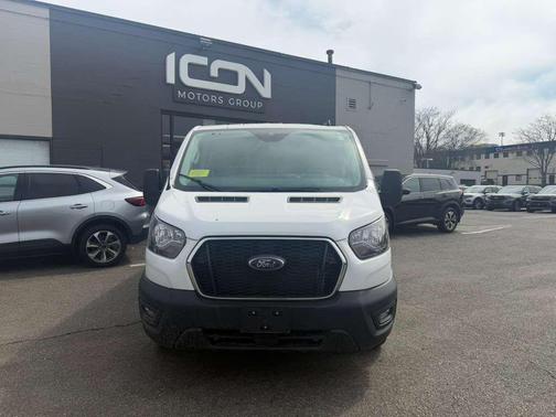 Oxford White 2023 Ford Transit-250 Base