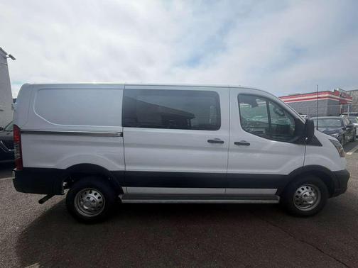 Oxford White 2023 Ford Transit-250 Base