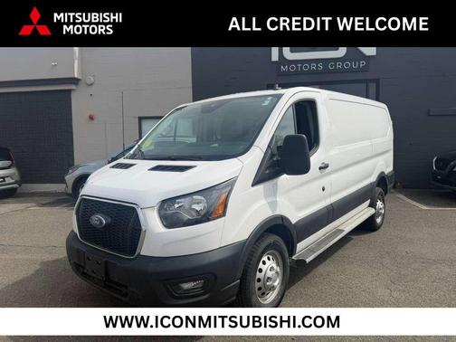 Oxford White 2023 Ford Transit-250 Base