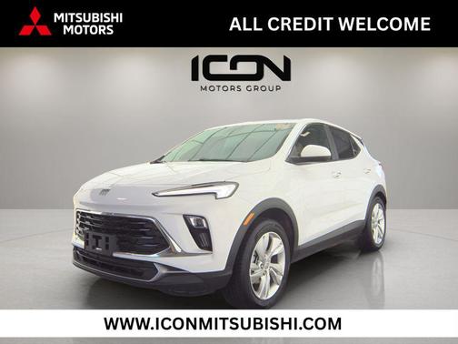 Summit White 2025 Buick Encore GX Preferred