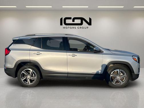 Quicksilver Metallic 2020 GMC Terrain SLT