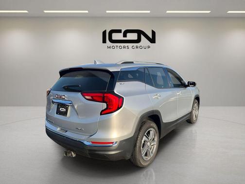 Quicksilver Metallic 2020 GMC Terrain SLT