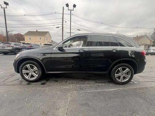 2022 Mercedes-Benz GLC 300 4MATIC