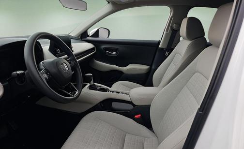 Platinum White Pearl 2025 Honda HR-V LX