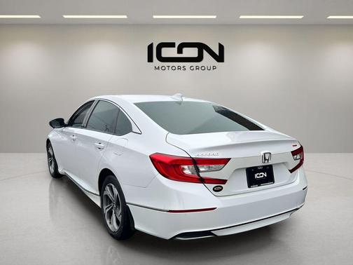 Platinum White Pearl 2019 Honda Accord EX-L