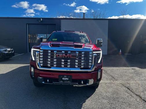 2024 GMC Sierra 2500 Denali