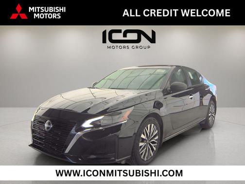 Super Black 2024 Nissan Altima 2.5 SV