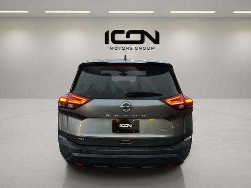 Gun Metallic 2021 Nissan Rogue S