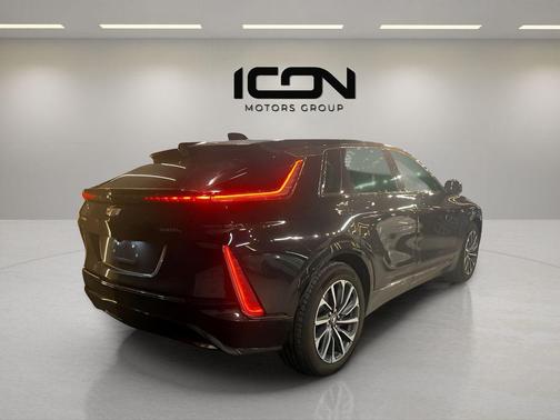 2024 Cadillac LYRIQ Sport