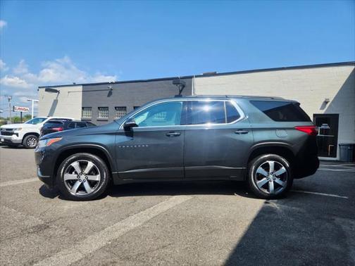 2021 Chevrolet Traverse LT Leather