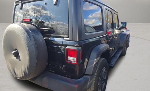 Black Clearcoat 2022 Jeep Wrangler Unlimited Sport