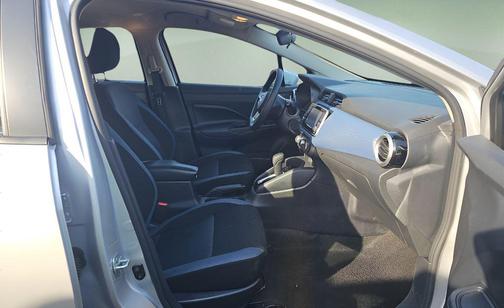 Brilliant Silver Metallic 2025 Nissan Versa 1.6 SV