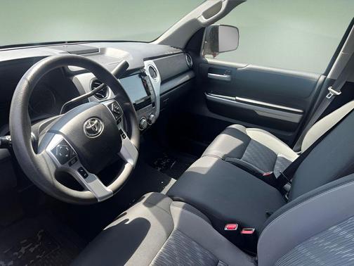Midnight Black Metallic 2021 Toyota Tundra SR5