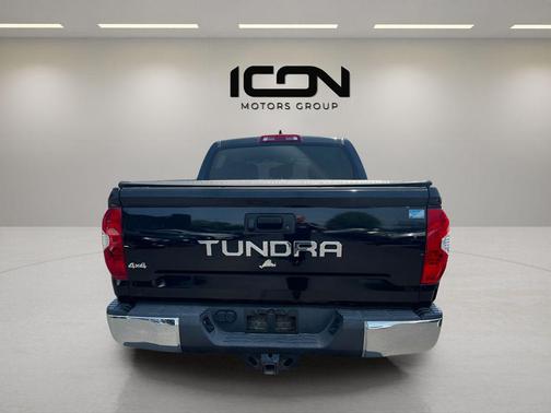 Midnight Black Metallic 2021 Toyota Tundra SR5
