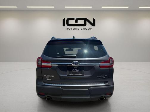 Magnetite Gray Metallic 2022 Subaru Ascent Limited 7-Passenger