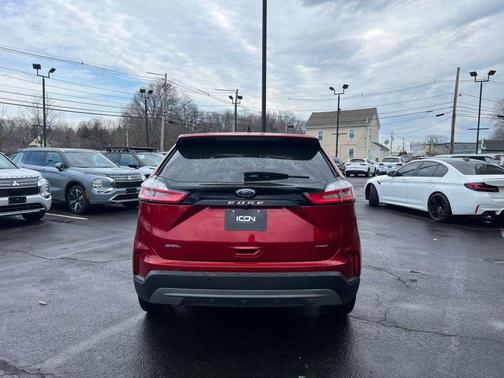 Rapid Red Metallic Tinted Clearcoat 2022 Ford Edge SEL