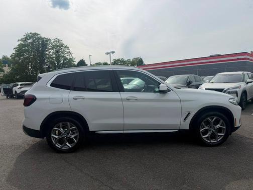 Alpine White 2024 BMW X3 xDrive30i