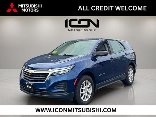 Blue Glow Metallic 2022 Chevrolet Equinox LS