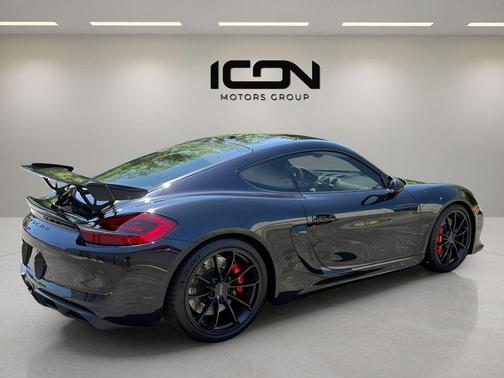 Guards Red 2016 Porsche Cayman GT4