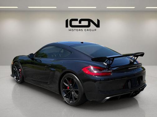 Guards Red 2016 Porsche Cayman GT4
