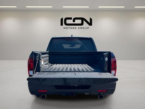 Crystal Black Pearl 2024 Honda Ridgeline Sport