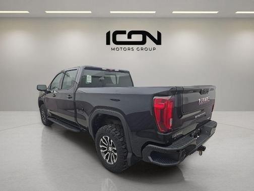 Onyx Black 2022 GMC Sierra 1500 AT4