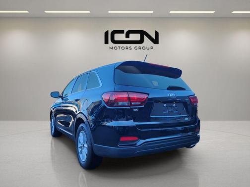 Ebony Black 2020 Kia Sorento LX