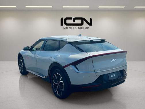 Glacier 2024 Kia EV6 Wind
