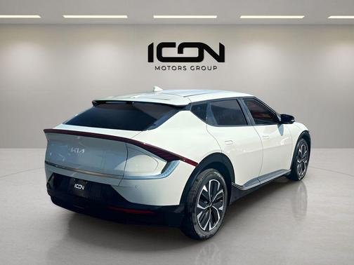 Glacier 2024 Kia EV6 Wind