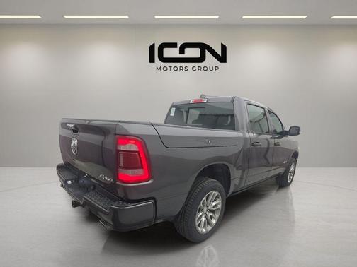 Granite Crystal Metallic Clearcoat 2023 RAM 1500 Laramie