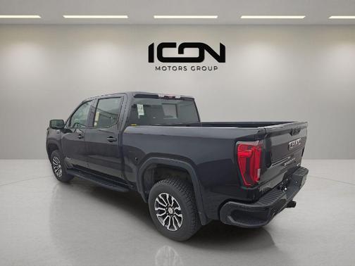 Onyx Black 2022 GMC Sierra 1500 AT4