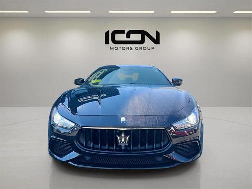 2022 Maserati Ghibli Modena Q4