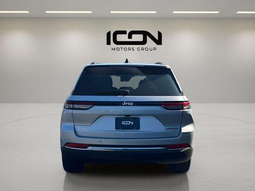 Silver Zynith 2022 Jeep Grand Cherokee Limited