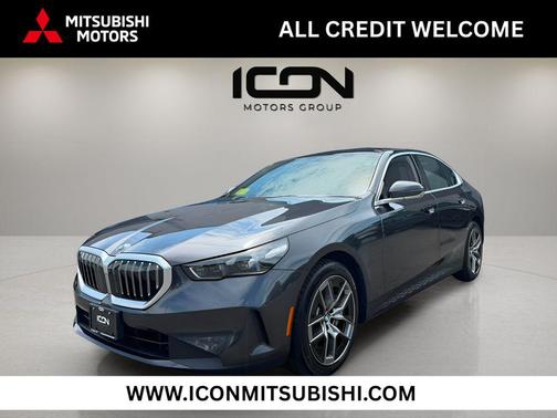 Dark Graphite Metallic 2026 BMW 530 xDrive