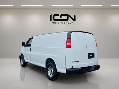 Summit White 2021 Chevrolet Express 2500 Work Van