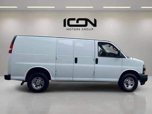 Summit White 2021 Chevrolet Express 2500 Work Van