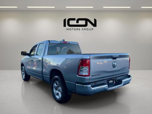 Billet Silver Metallic Clearcoat 2022 RAM 1500 Big Horn/Lone Star