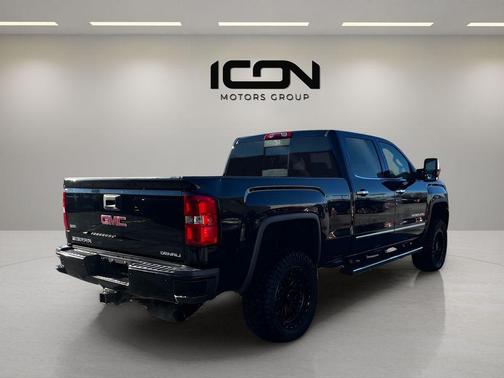 2015 GMC Sierra 2500 Denali