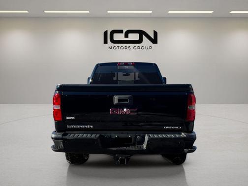 2015 GMC Sierra 2500 Denali