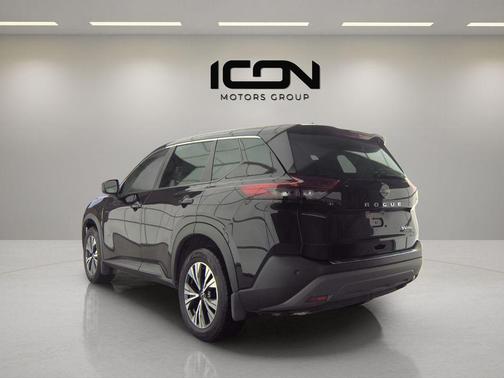 Super Black 2023 Nissan Rogue SV