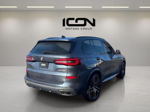 Arctic Gray Metallic 2021 BMW X5 M50i