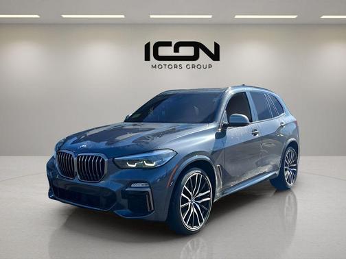 Arctic Gray Metallic 2021 BMW X5 M50i