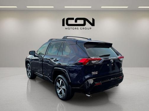 2023 Toyota RAV4 Prime SE