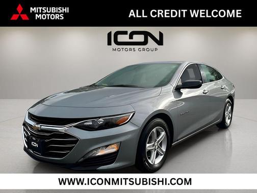 Sterling Gray Metallic 2023 Chevrolet Malibu FWD 1LT