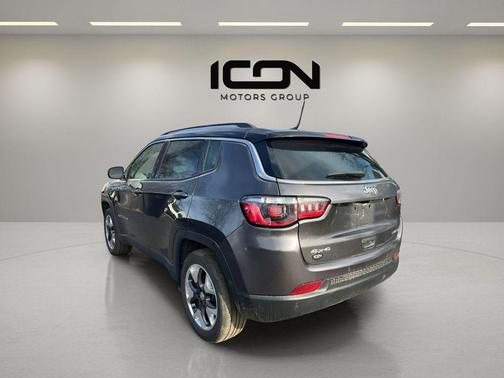 Granite Crystal Metallic Clearcoat 2021 Jeep Compass Limited
