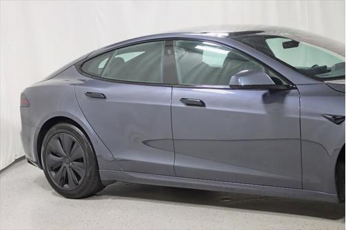 2023 Tesla Model S Standard Range