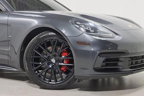 2017 Porsche Panamera 4S