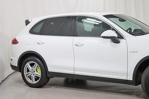 2018 Porsche Cayenne S
