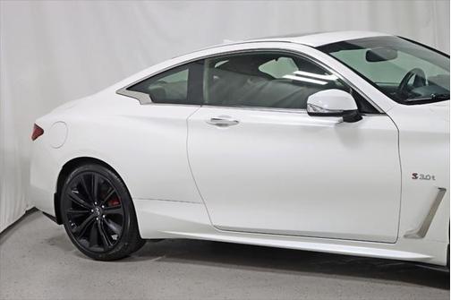 2018 INFINITI Q60 3.0t Red Sport 400
