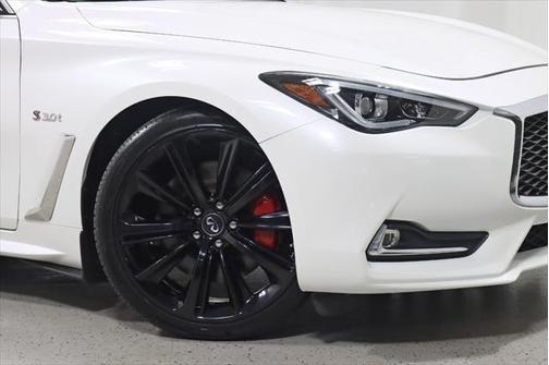 2018 INFINITI Q60 3.0t Red Sport 400